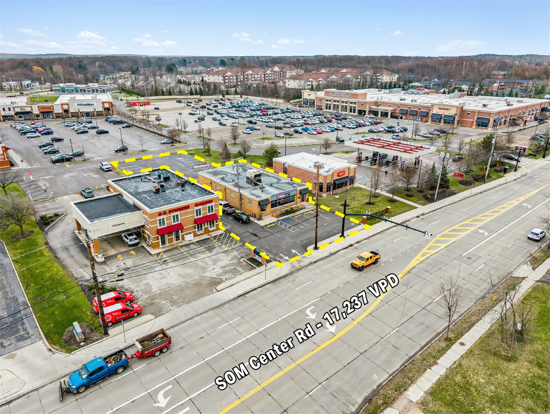 3,664 SF Freestanding Former T-Mobile — Lease in Solon, OH, photo 4 of 8