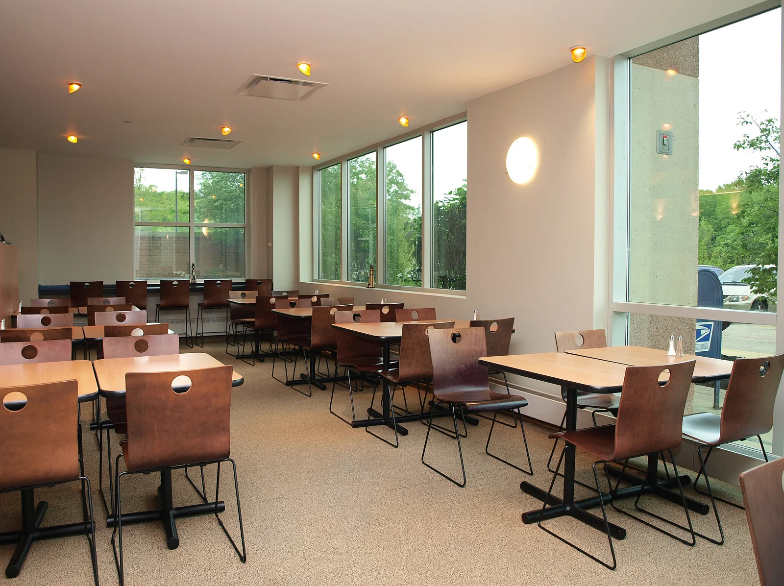Beacon Place — Lease in Independence, OH, photo 1 of 8