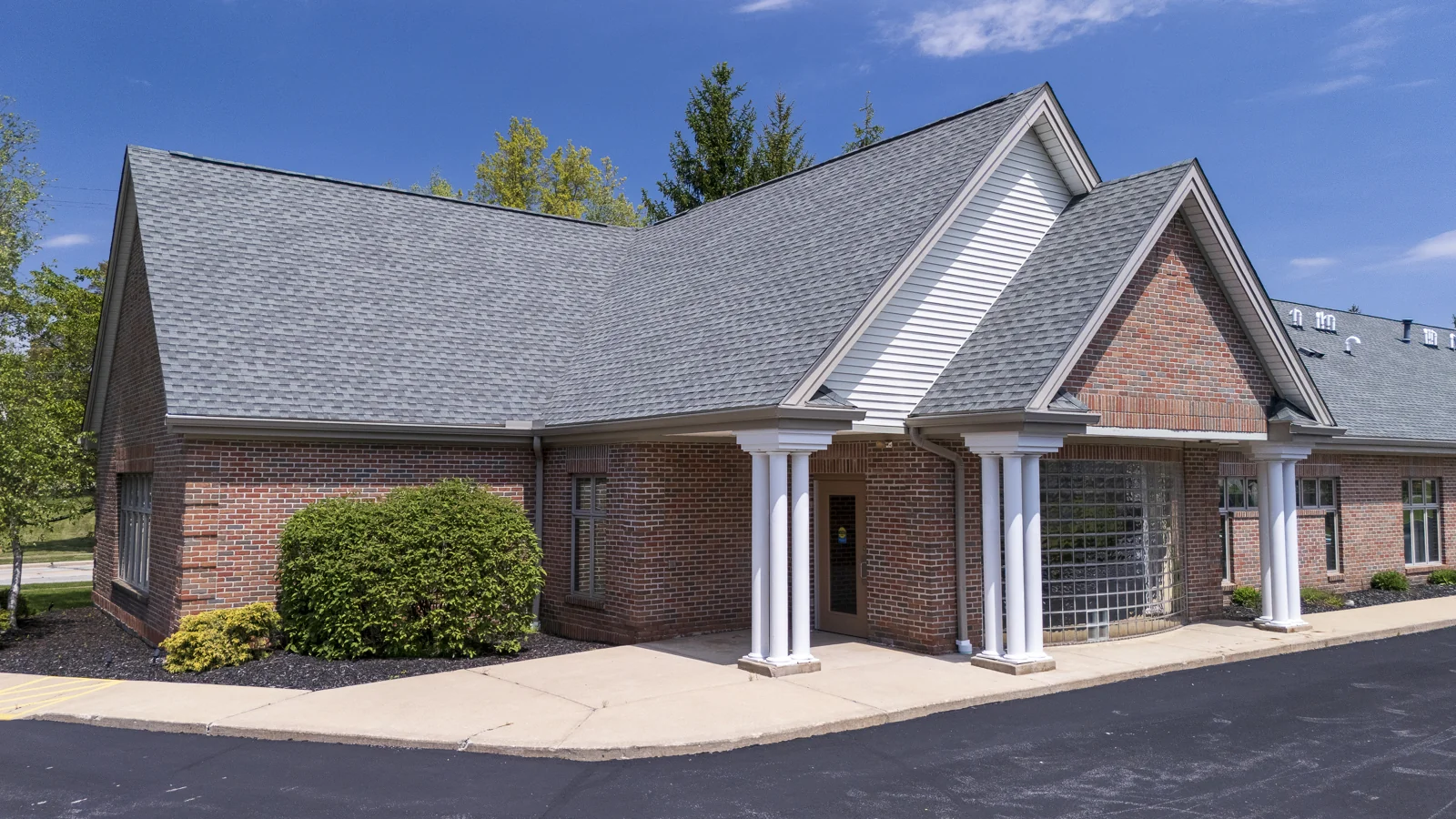 12744 State Road — Lease in North Royalton, OH, photo 1 of 8