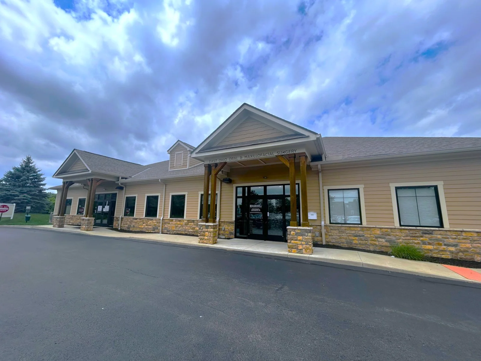 6353 & 6357 N Hamilton Road — Lease in Gahanna, OH, photo 1 of 8
