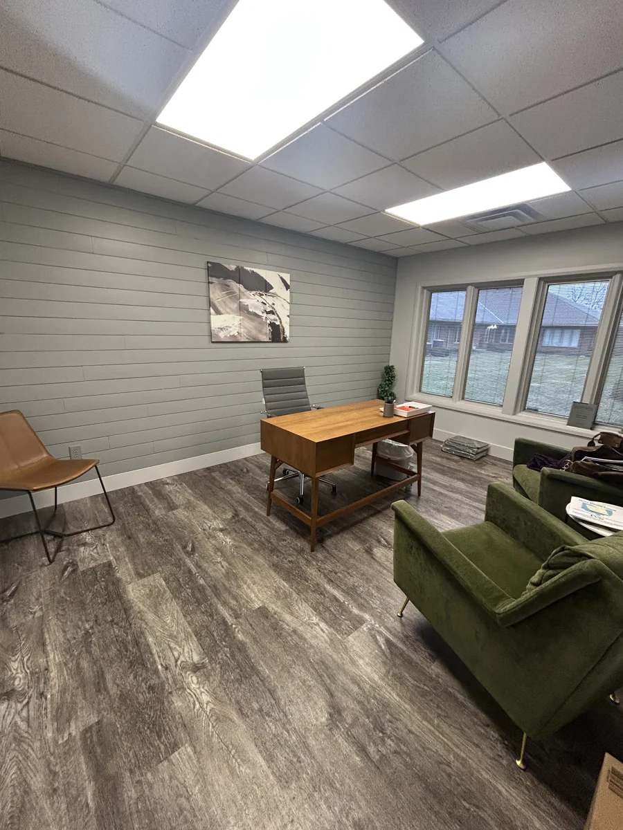 Bradenton Health & Professional Center — Lease in Dublin, OH, photo 2 of 8