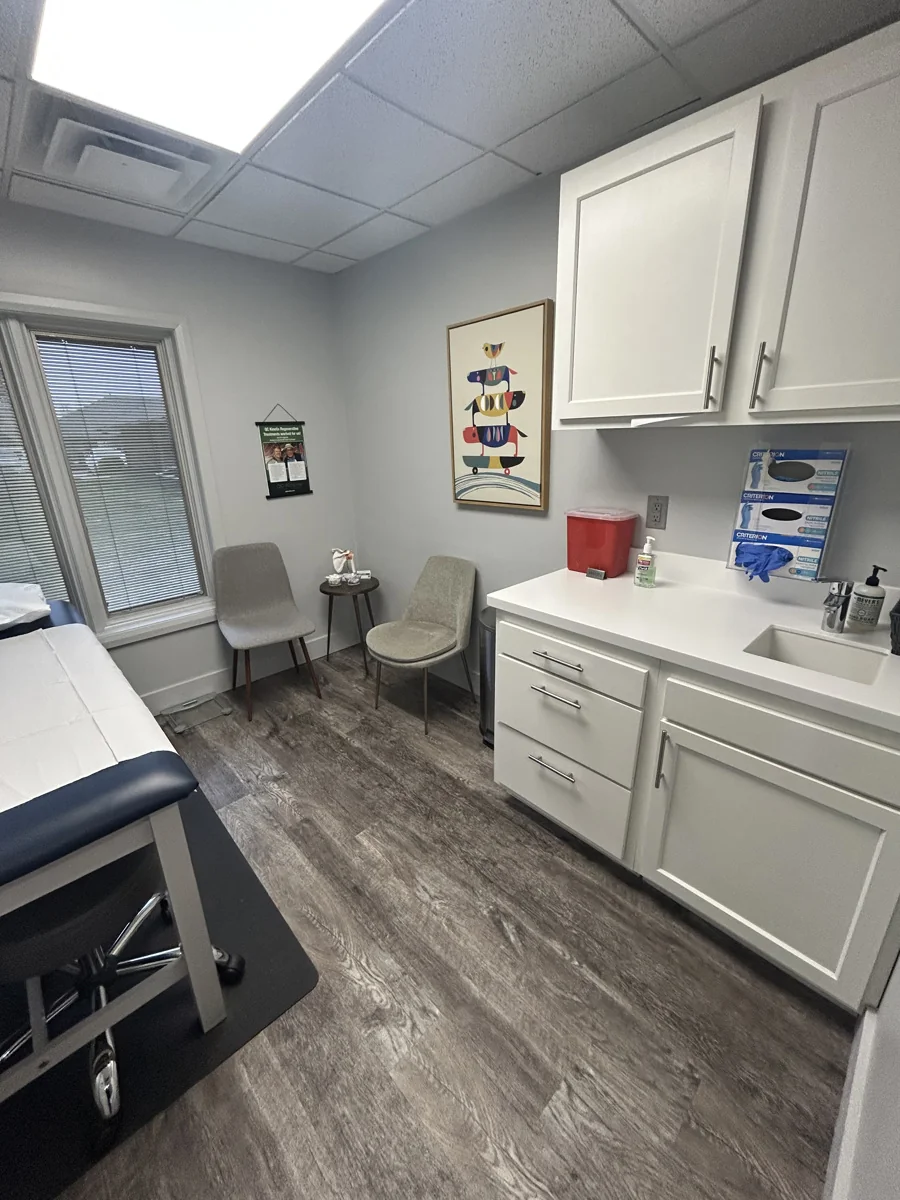 Bradenton Health & Professional Center — Lease in Dublin, OH, photo 6 of 8