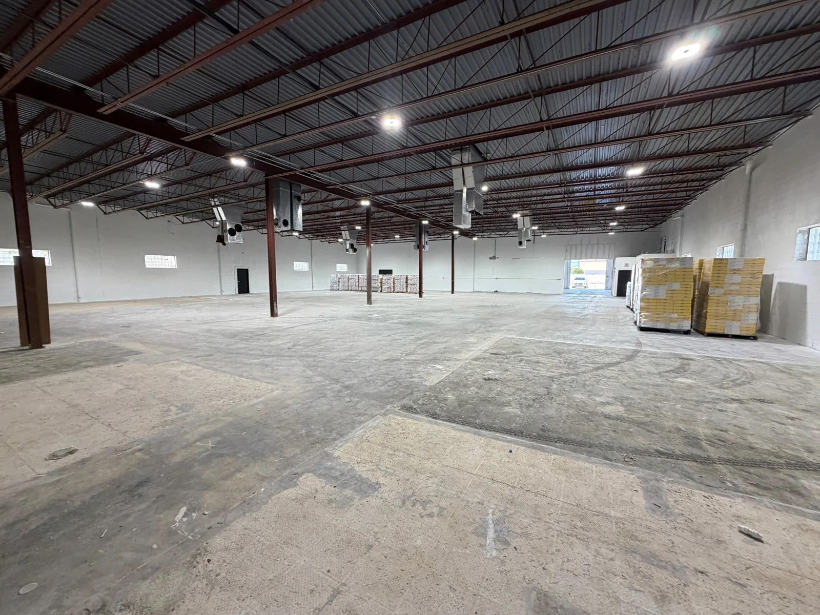 Industrial in Madison Heights, MI — Sale in Madison Heights, MI, photo 3 of 3
