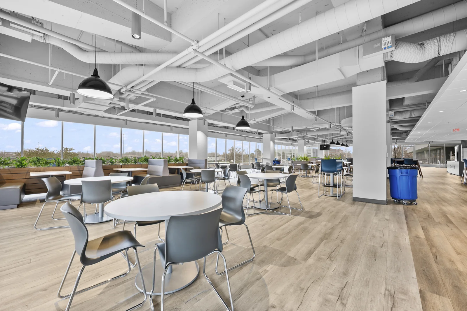 Office in Southfield, MI — Lease in Southfield, MI, photo 8 of 8