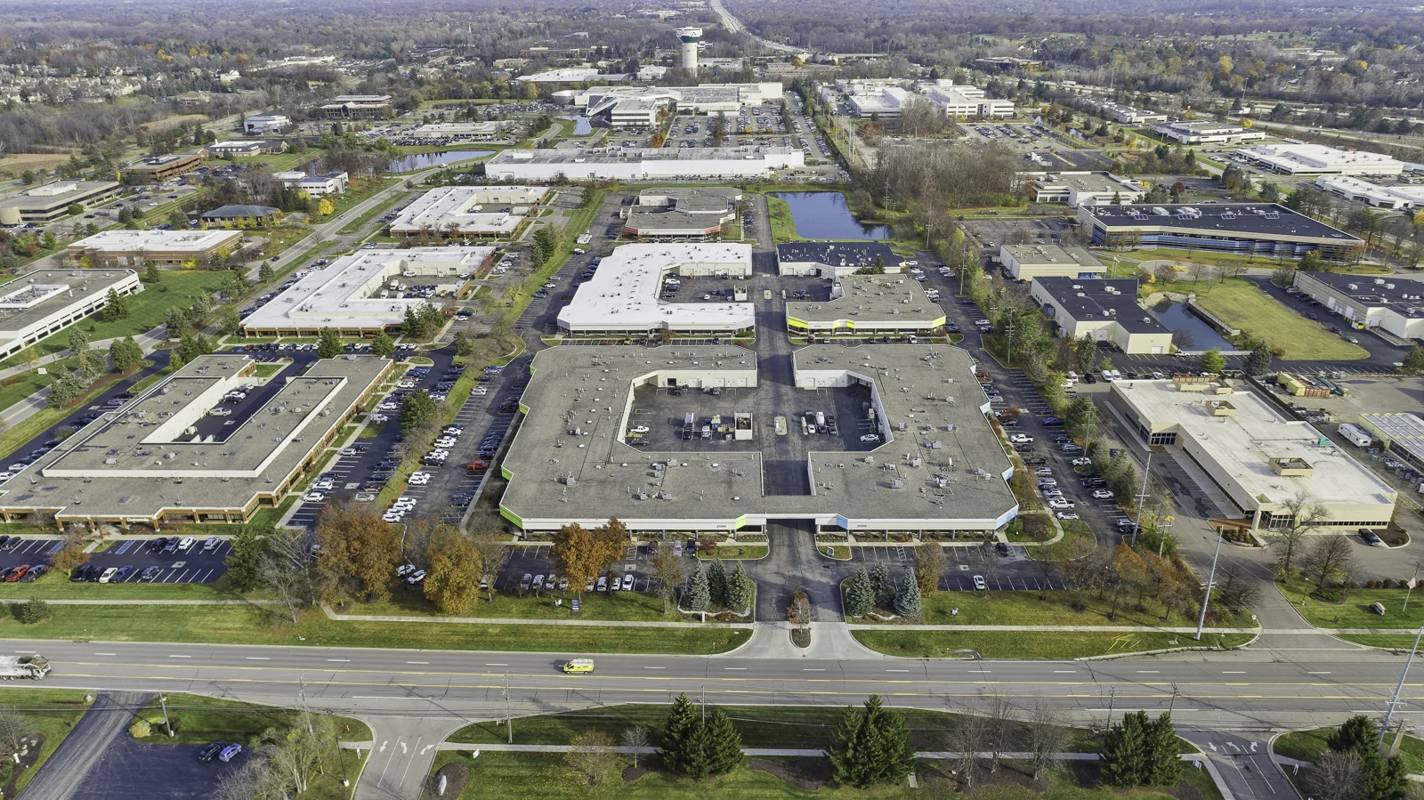 Haggerty Innovation Center — Lease in Farmington Hills, MI, photo 1 of 8