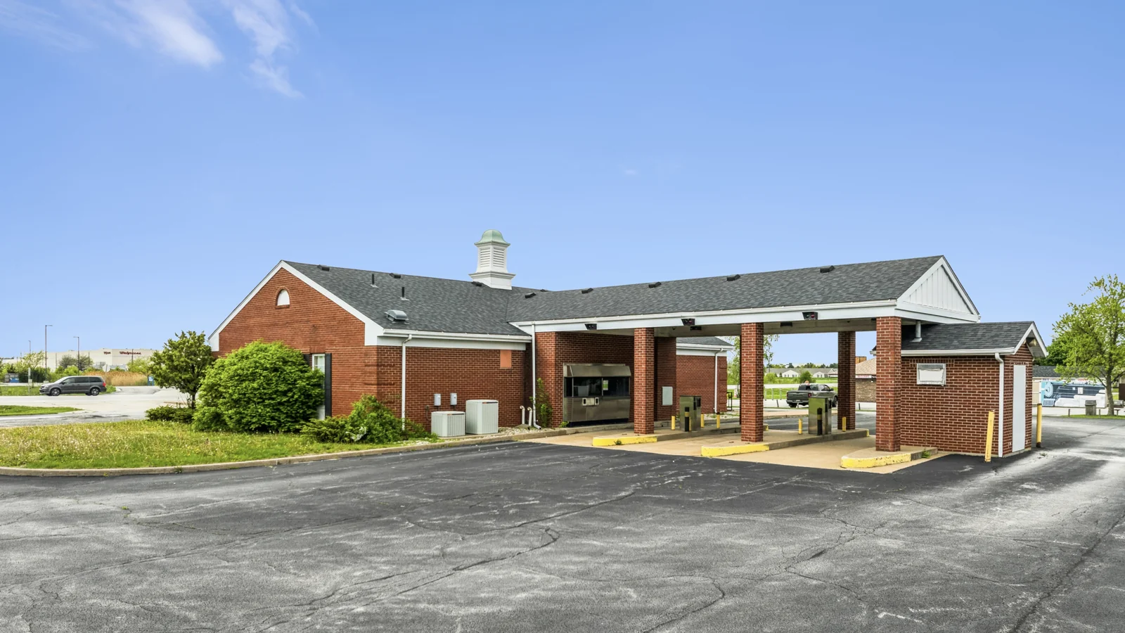 1.52 AC Signalized Development Site — Sale in Perrysburg, OH, photo 7 of 8