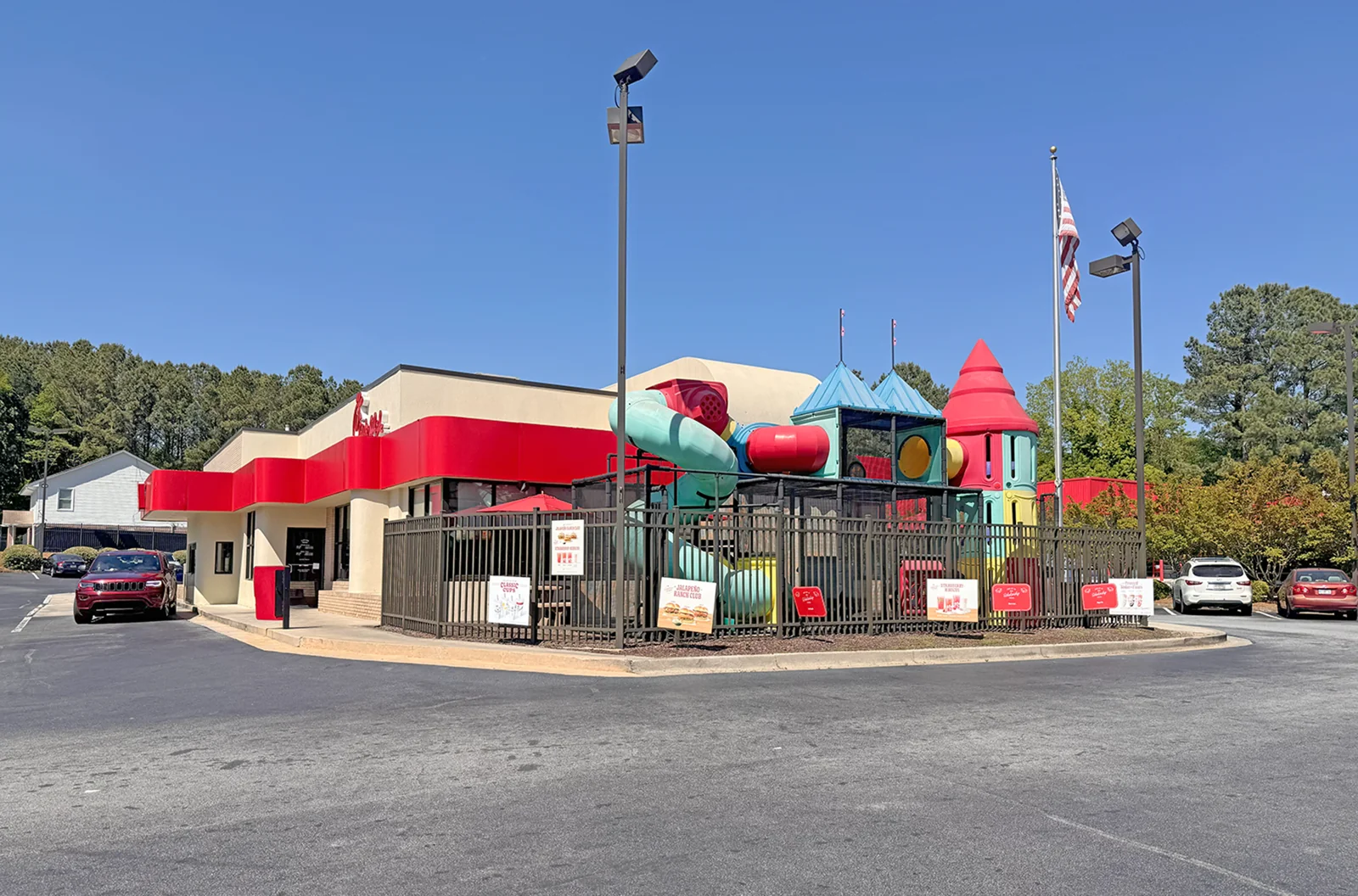 Former Chick-fil-A - Stone Mountain, GA — Sale in Stone Mountain, GA, photo 1 of 7