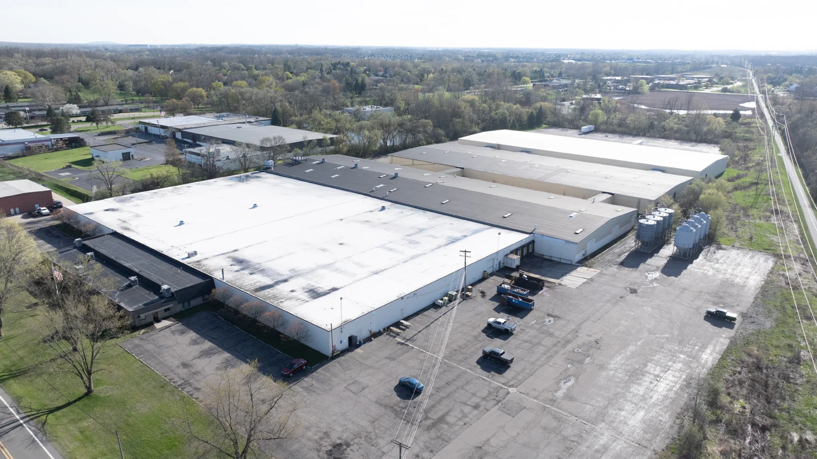 Industrial in Walled Lake, MI — Sale in Walled Lake, MI, photo 1 of 7