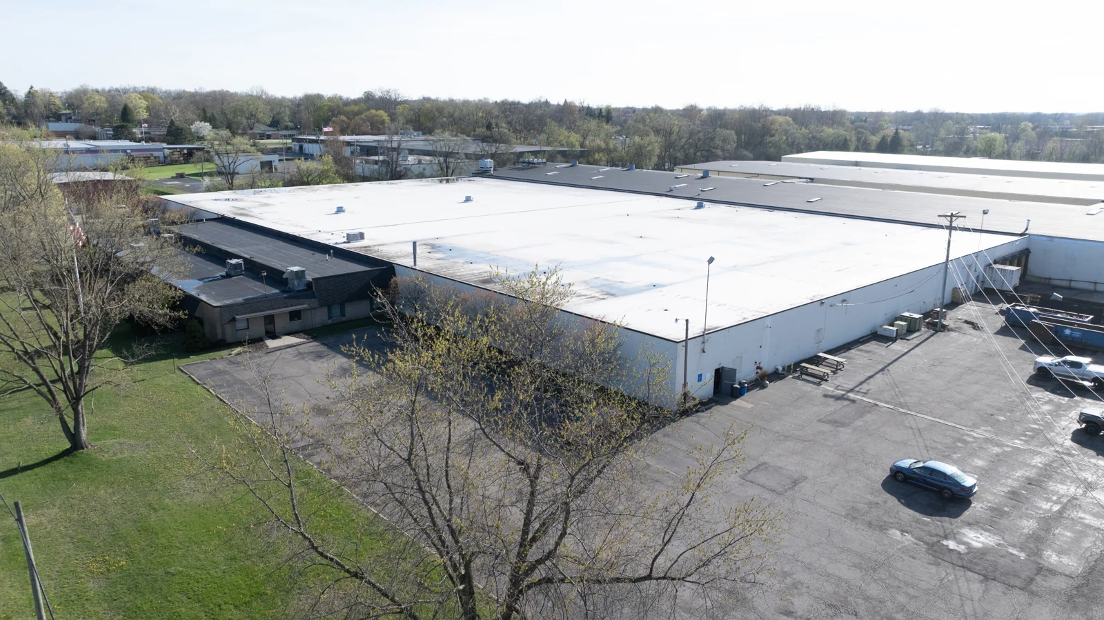 Industrial in Walled Lake, MI — Sale in Walled Lake, MI, photo 2 of 7