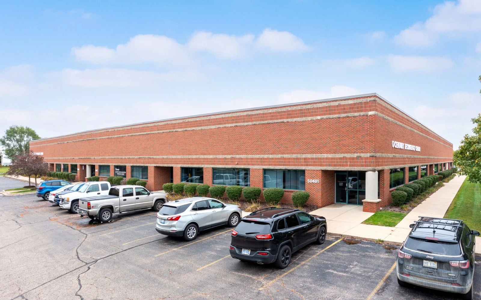 Century Technology Center — Lease in Wixom, MI, photo 3 of 8