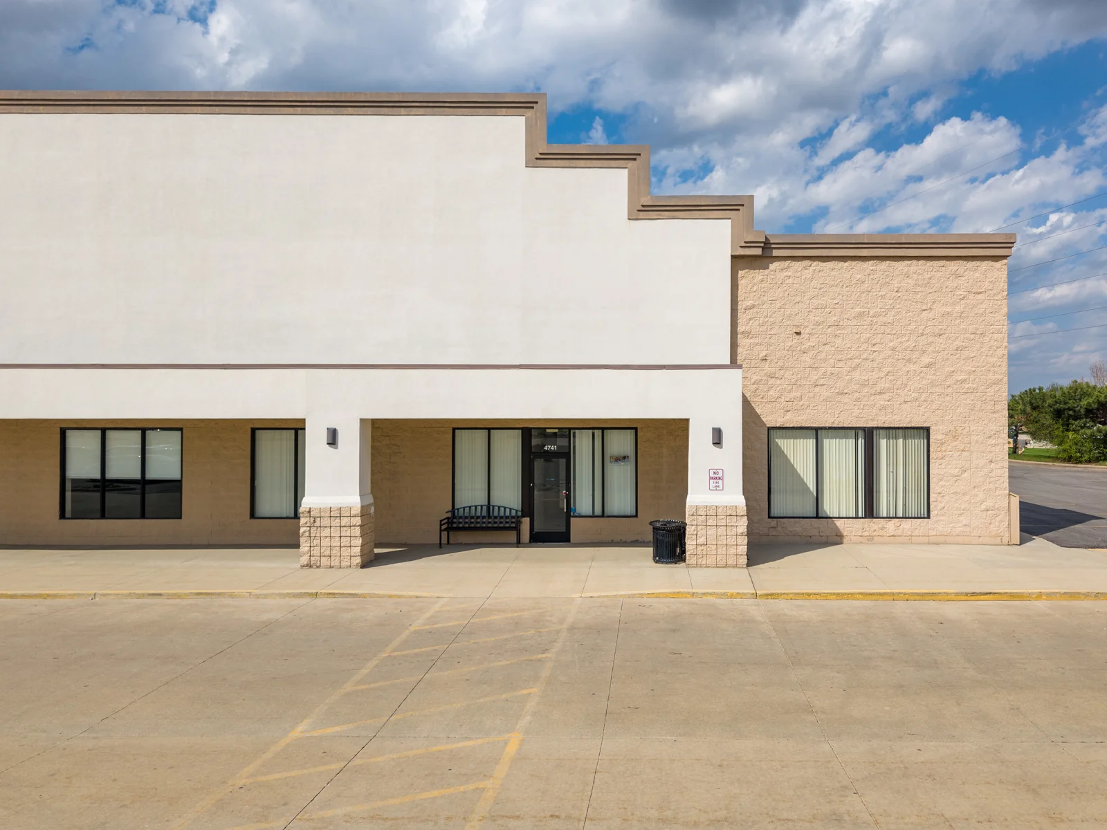 Retail in Ann Arbor, MI — Lease in Ann Arbor, MI, photo 2 of 3