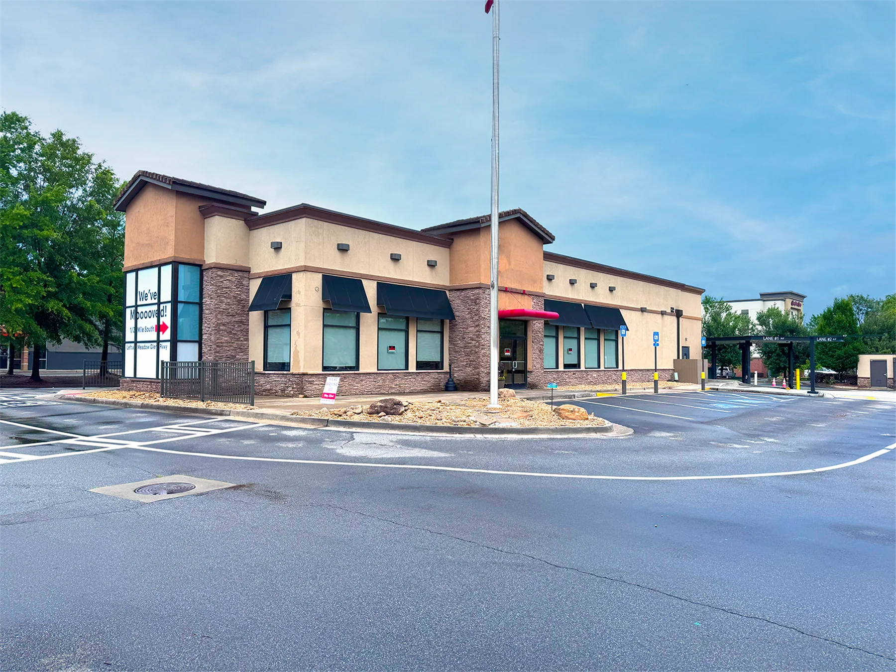 Former Chick-fil-A - Fairburn, GA — Sale in Fairburn, GA, photo 1 of 4