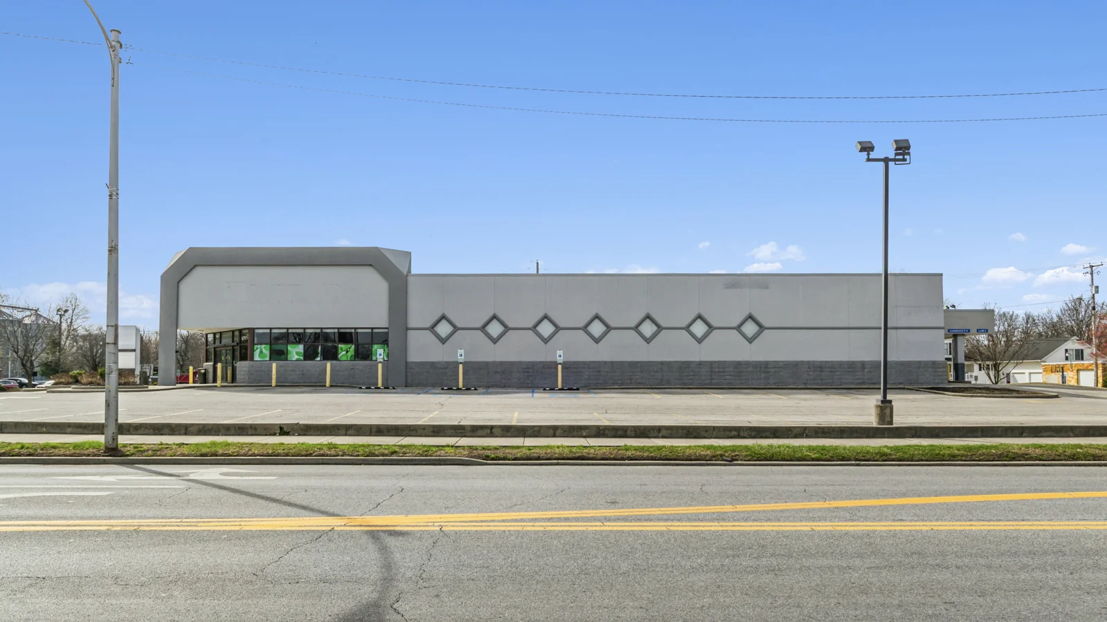 Former Rite Aid Available! — Lease in Ottawa, OH, photo 5 of 8