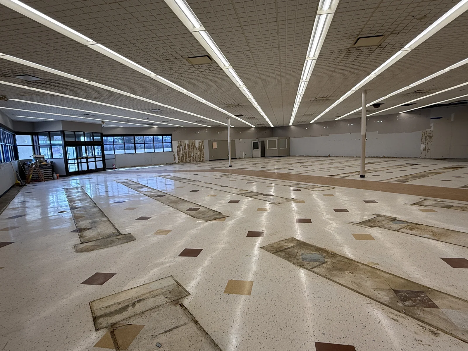 Former Rite Aid Available! — Lease in Ottawa, OH, photo 8 of 8