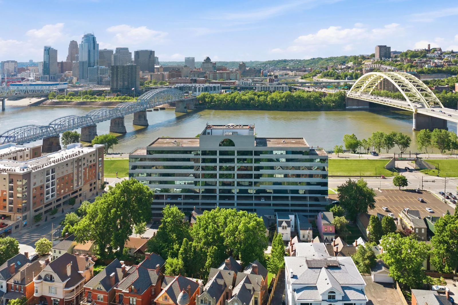 Riverfront Place — Lease in Newport, KY, photo 5 of 8