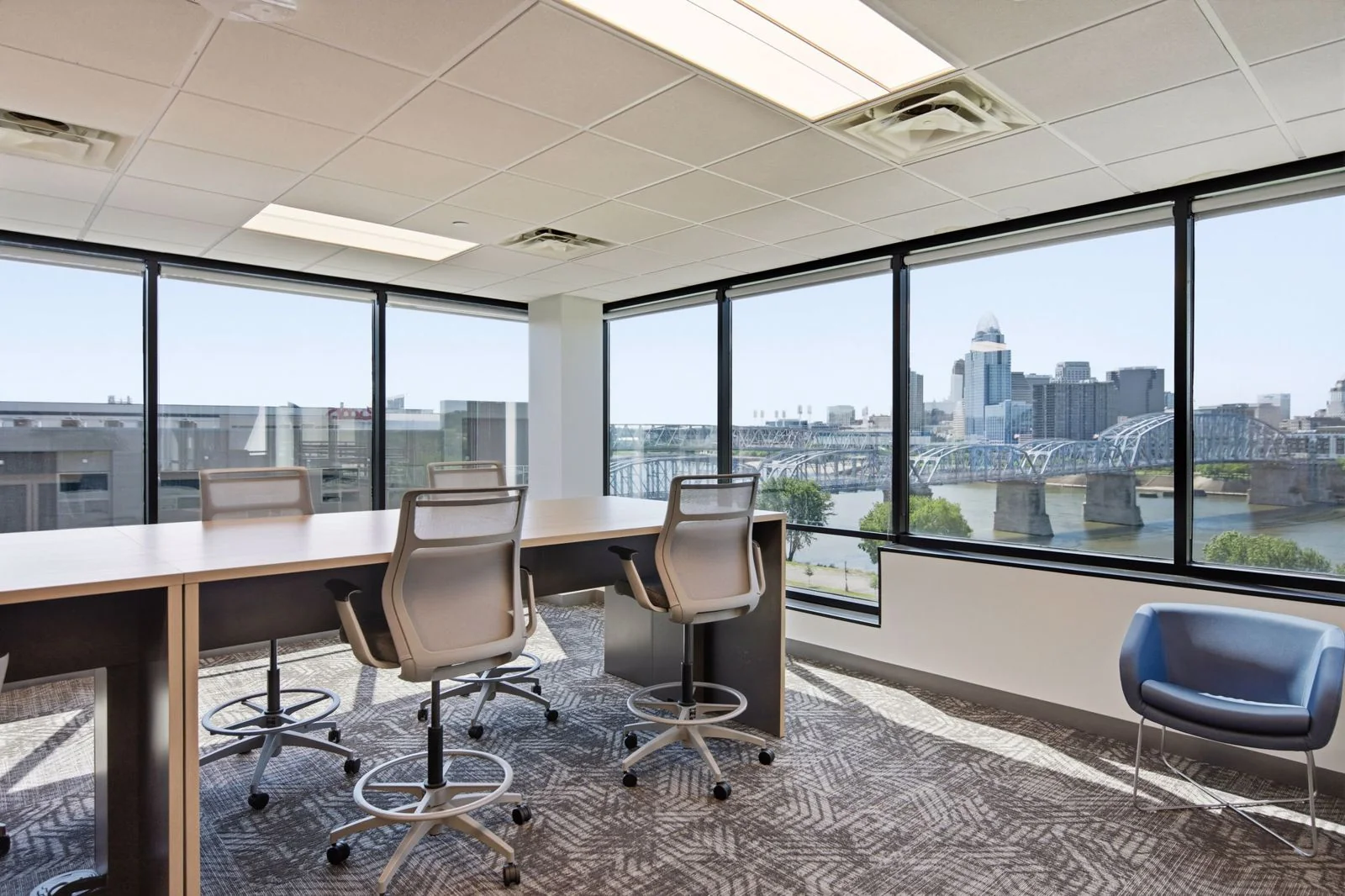 Riverfront Place — Lease in Newport, KY, photo 8 of 8