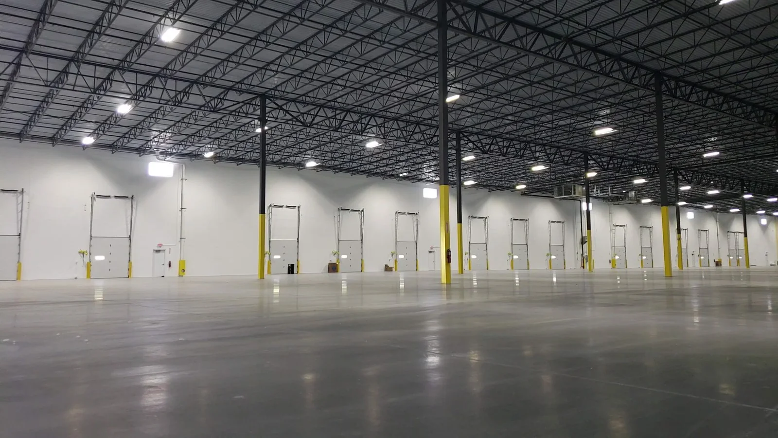 Industrial in Fairfield, OH — Lease in Fairfield, OH, photo 2 of 3