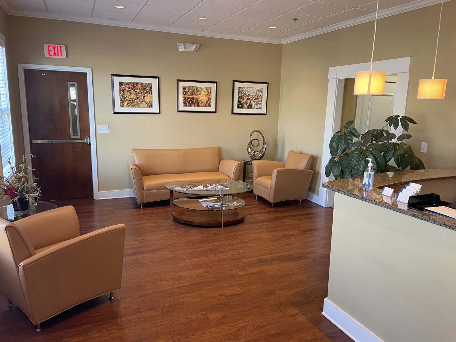 1211 Herr Lane — Lease in Louisville, KY, photo 4 of 7