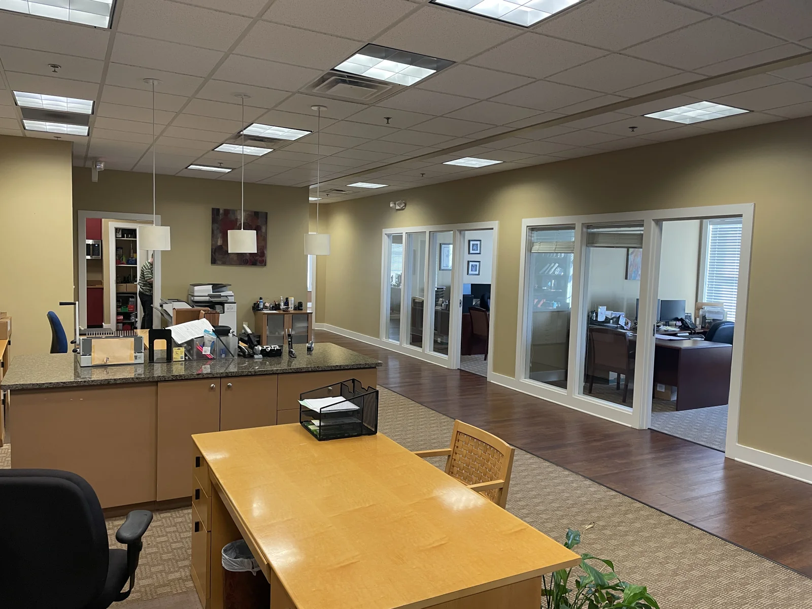 1211 Herr Lane — Lease in Louisville, KY, photo 6 of 7