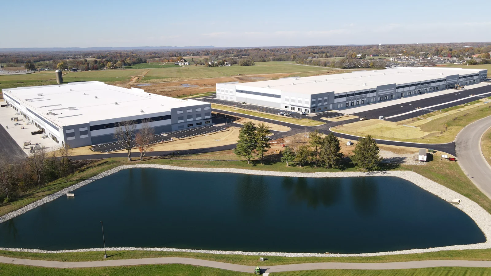 Shadow Lake Distribution Center (State Route 62 &… — Lease in Charlestown, IN, photo 1 of 7