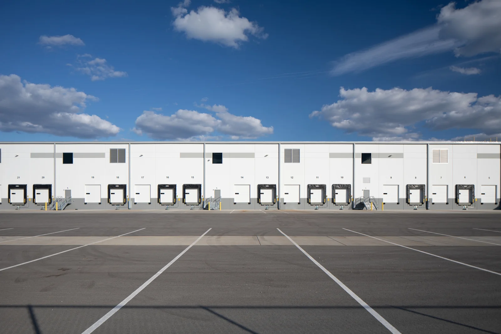 LogistiCenter at Louisville Airport — Lease in Louisville, KY, photo 3 of 4