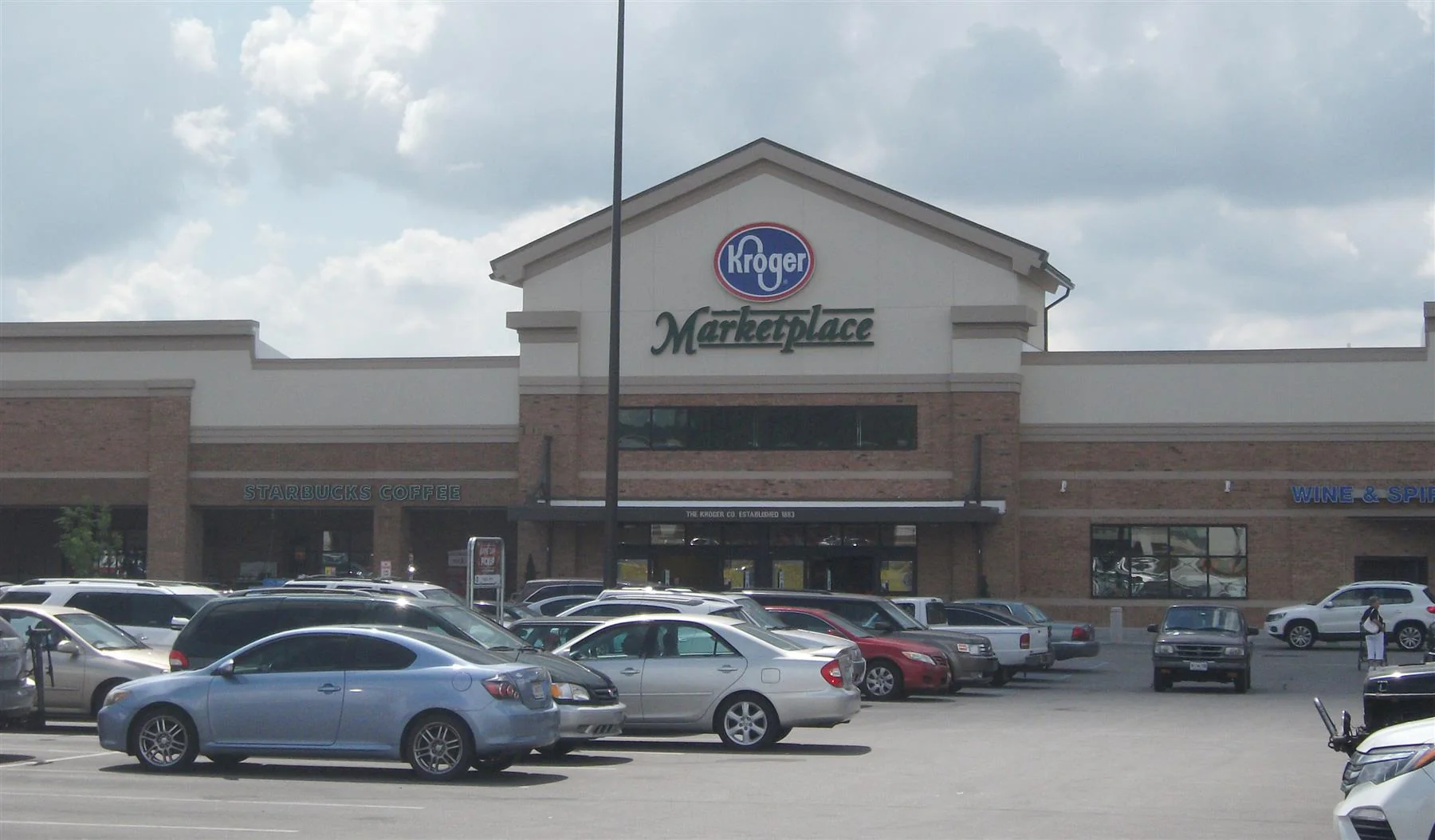 New Albany Plaza — Lease in New Albany, IN, photo 3 of 3