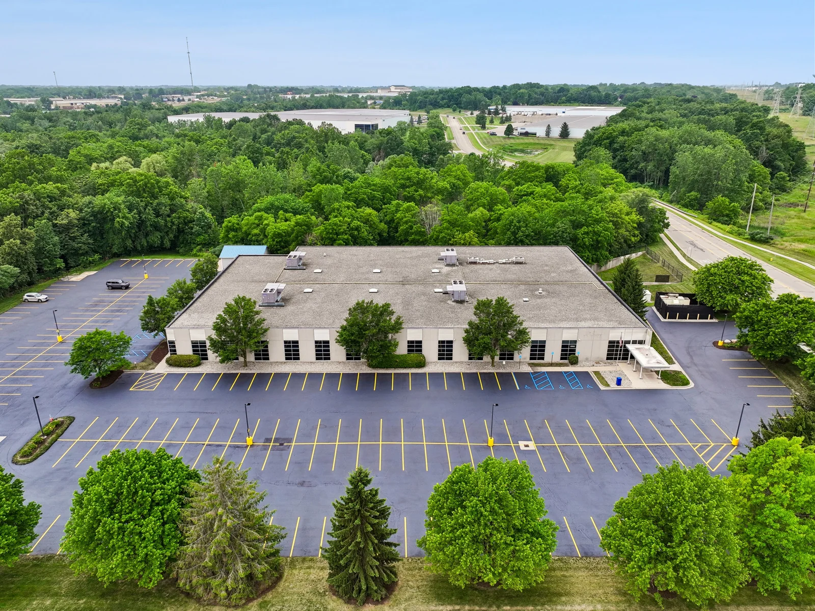 Office in Walker, MI — Lease in Walker, MI, photo 3 of 6