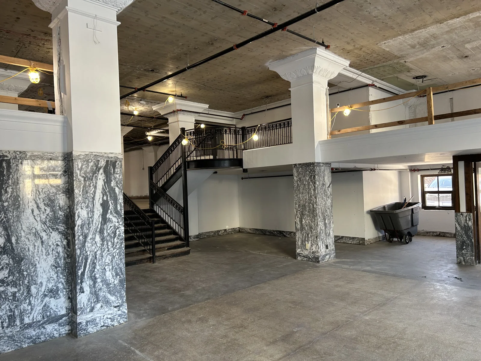 863 Mass Ave — Lease in Indianapolis, IN, photo 5 of 7