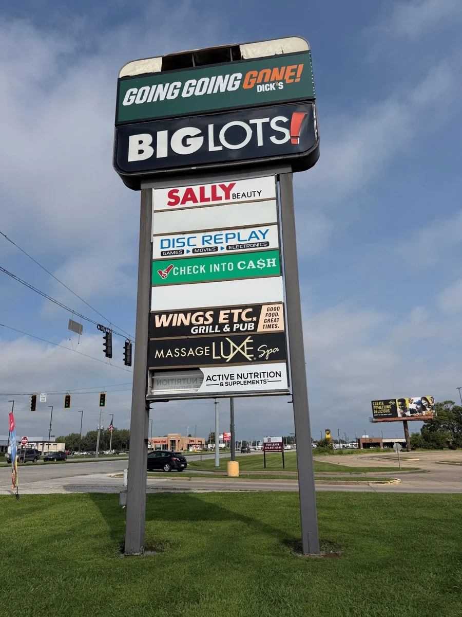 Wabash Valley Plaza — Lease in Terre Haute, IN, photo 2 of 2