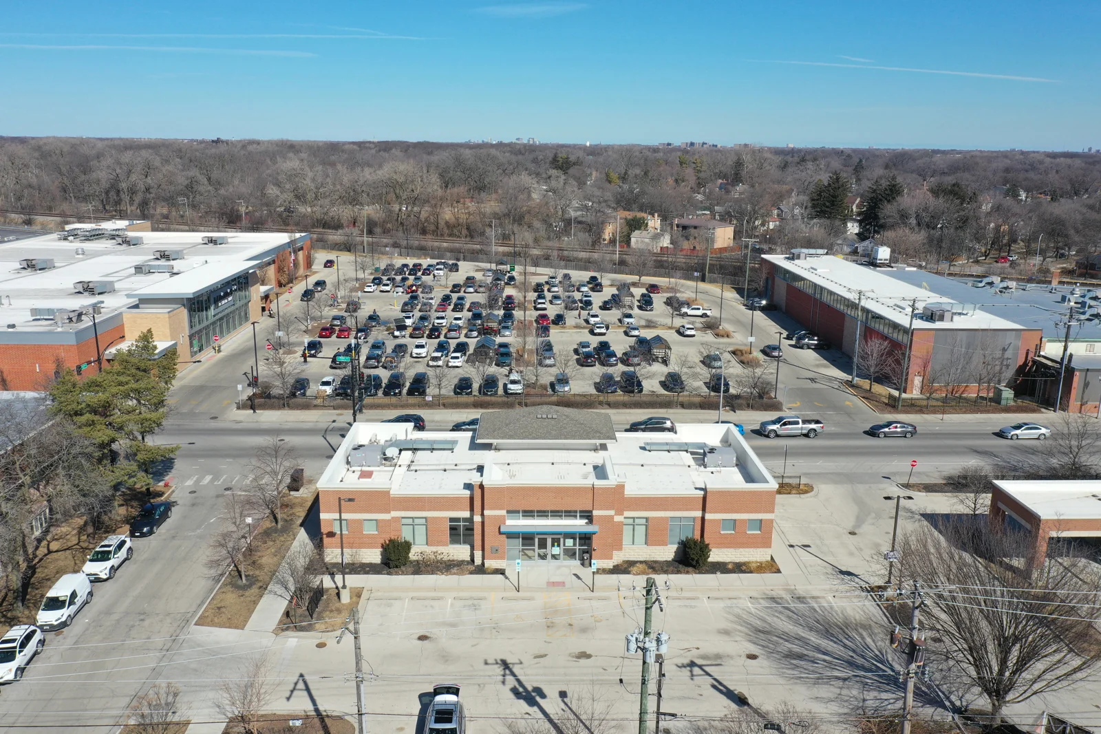 5352 N. Elston Avenue — Lease in Chicago, IL, photo 1 of 2