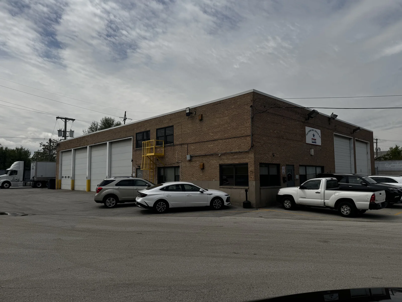 3700 W 33rd St Cicero, IL — Sale in Cicero, IL, photo 5 of 5