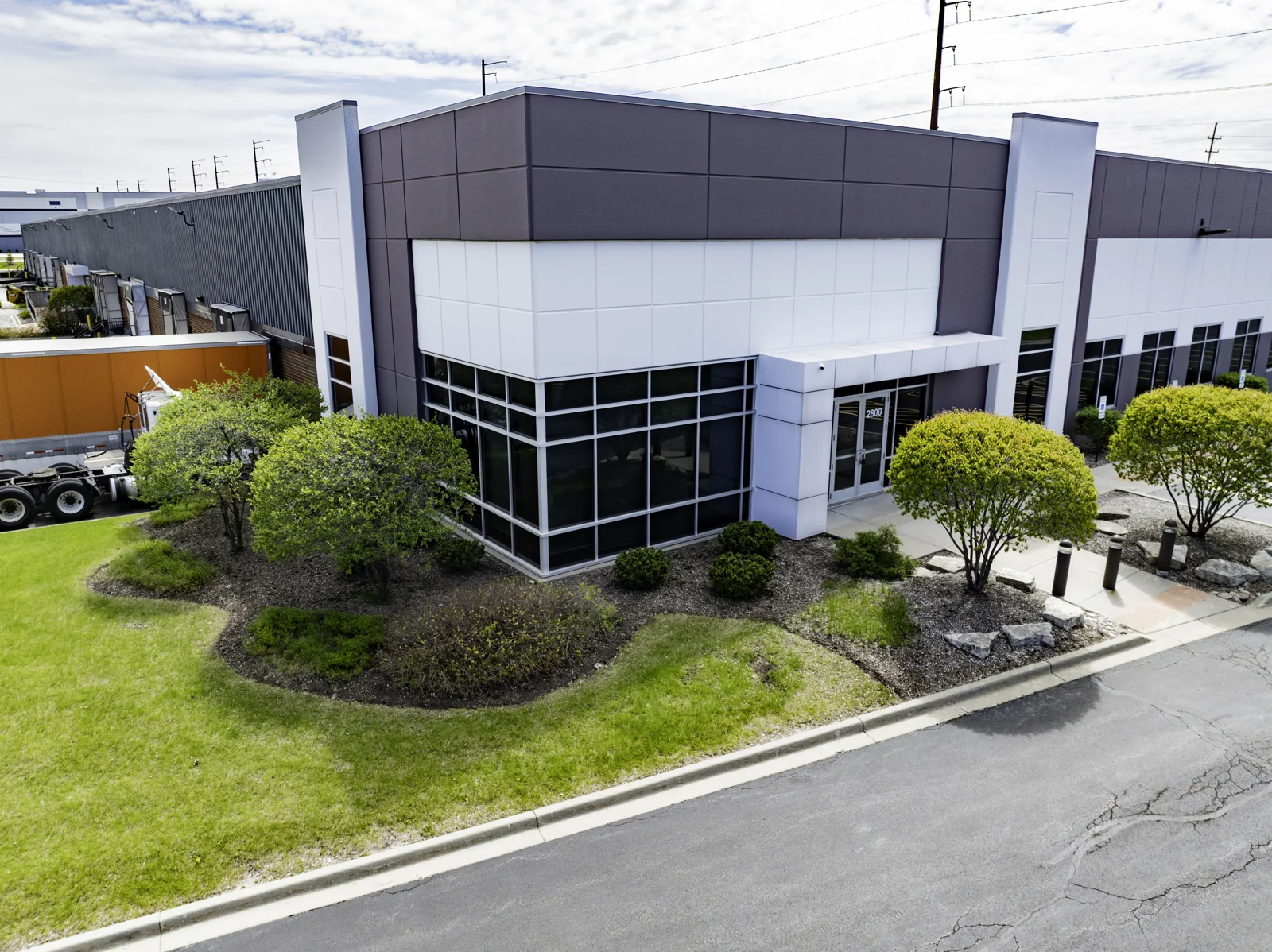 Melrose Park Distribution Center — Lease in Melrose Park, IL, photo 1 of 1