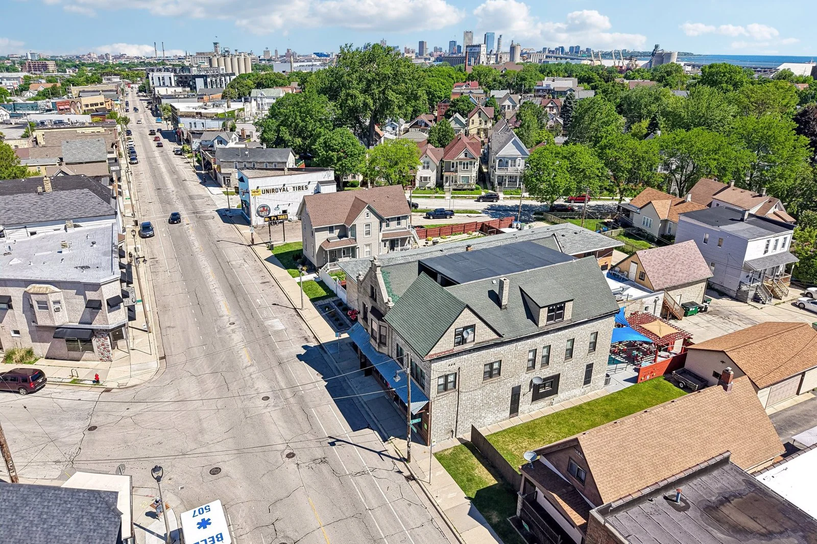 Former Café Corazon space – Bay View, WI — Sale in Milwaukee, WI, photo 4 of 8