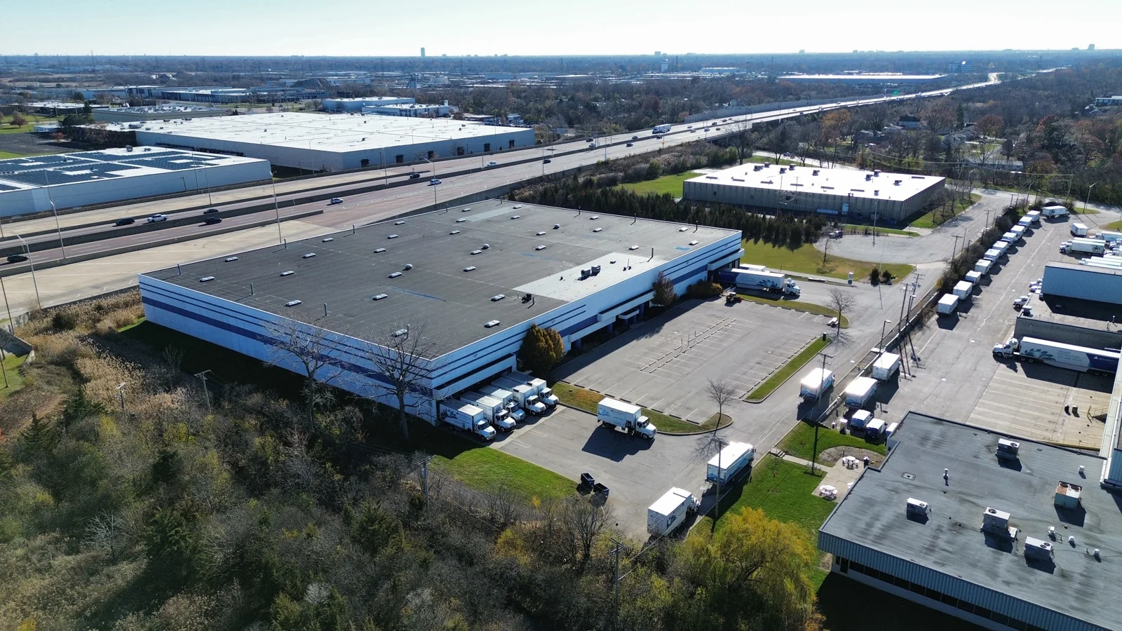 Industrial in Addison, IL — Lease in Addison, IL, photo 1 of 6