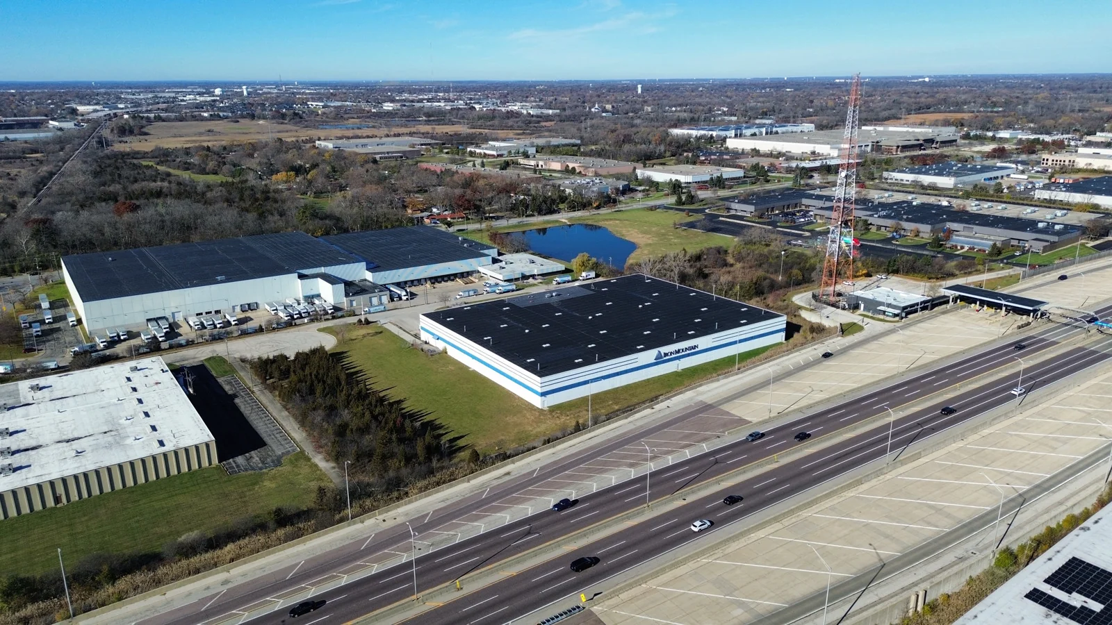 Industrial in Addison, IL — Lease in Addison, IL, photo 5 of 6