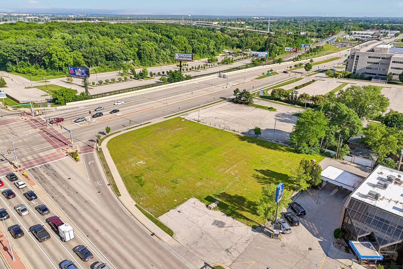Prime Vacant Land — Lease in Wauwatosa, WI, photo 4 of 8