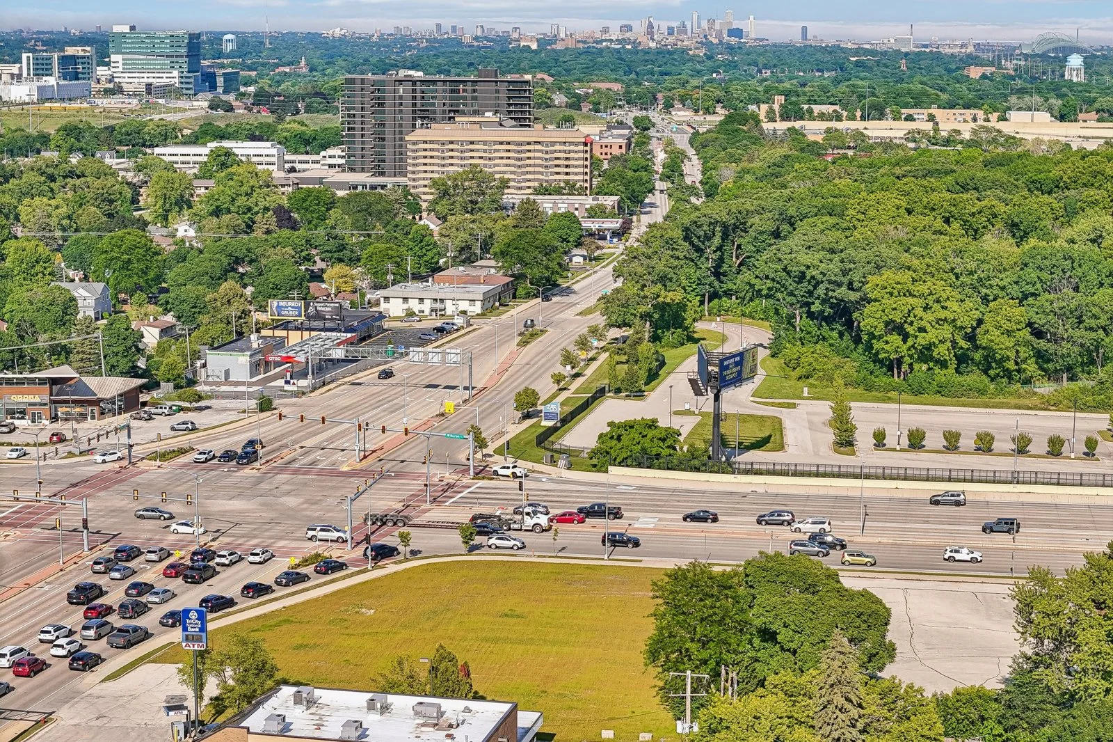 Prime Vacant Land — Lease in Wauwatosa, WI, photo 6 of 8