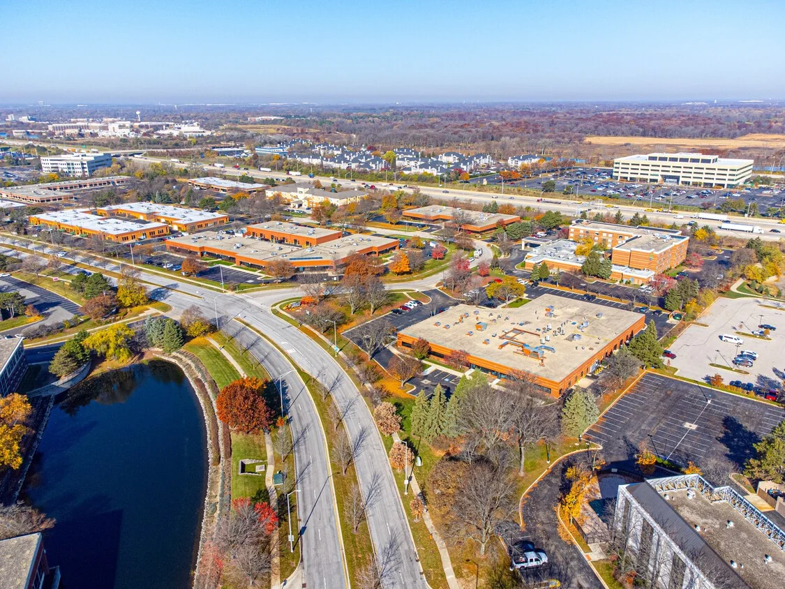 Centre Point Business Center — Lease in Naperville, IL, photo 5 of 8