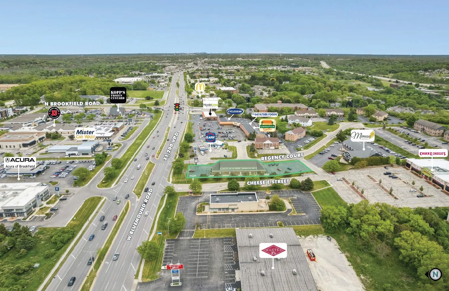 Bluemound Road Retail & Office Space — Lease in Brookfield, WI, photo 3 of 4
