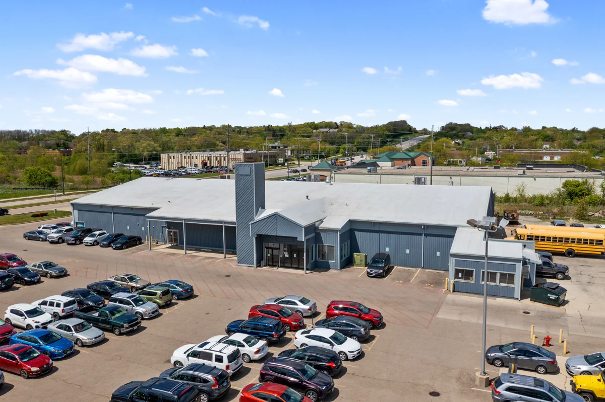 Industrial in St. Charles, IL — Lease in St. Charles, IL, photo 5 of 6