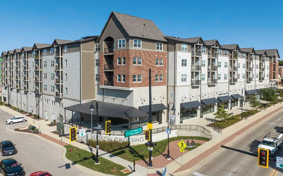 Retail in Oswego, IL — Lease in Oswego, IL, photo 1 of 3