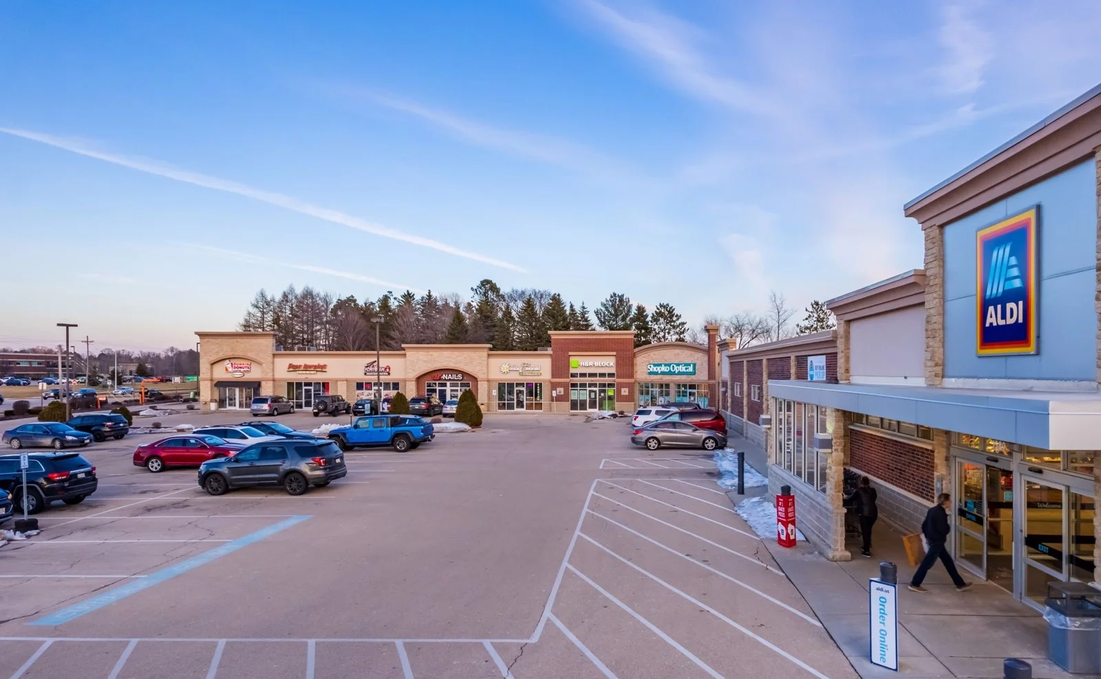 Hartford Centre — Lease in Hartford, WI, photo 4 of 4