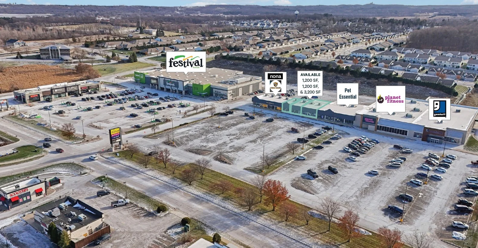 Shoppes at Bell Avenue — Lease in Hartford, WI, photo 1 of 4
