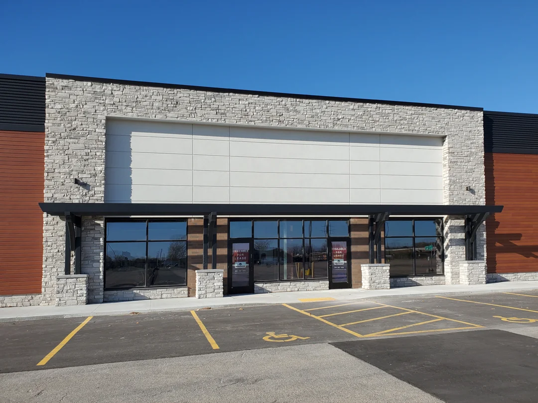 Menasha Marketplace — Lease in Menasha, WI, photo 6 of 8