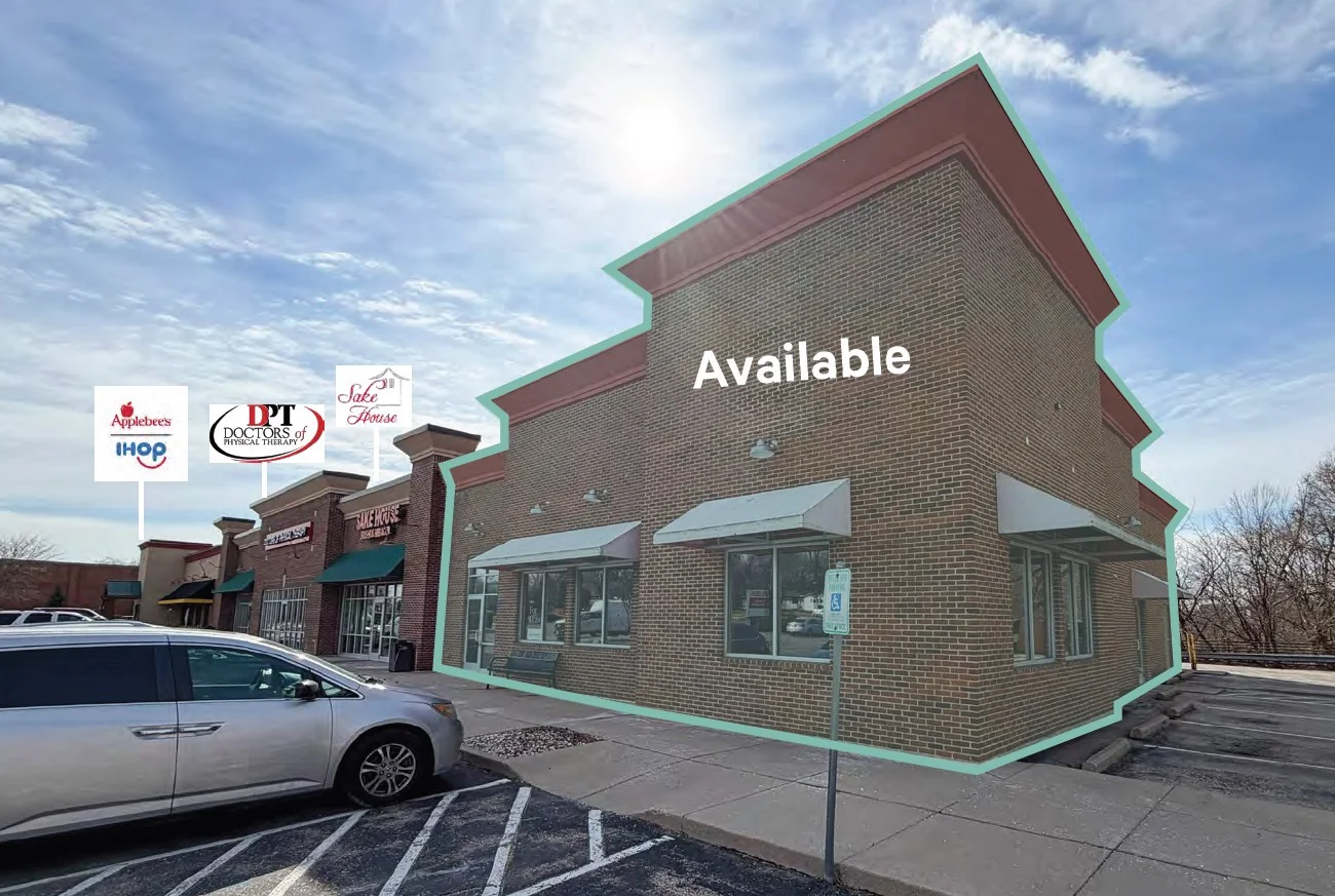 Watertown Retail Center — Lease in Watertown, WI, photo 1 of 4