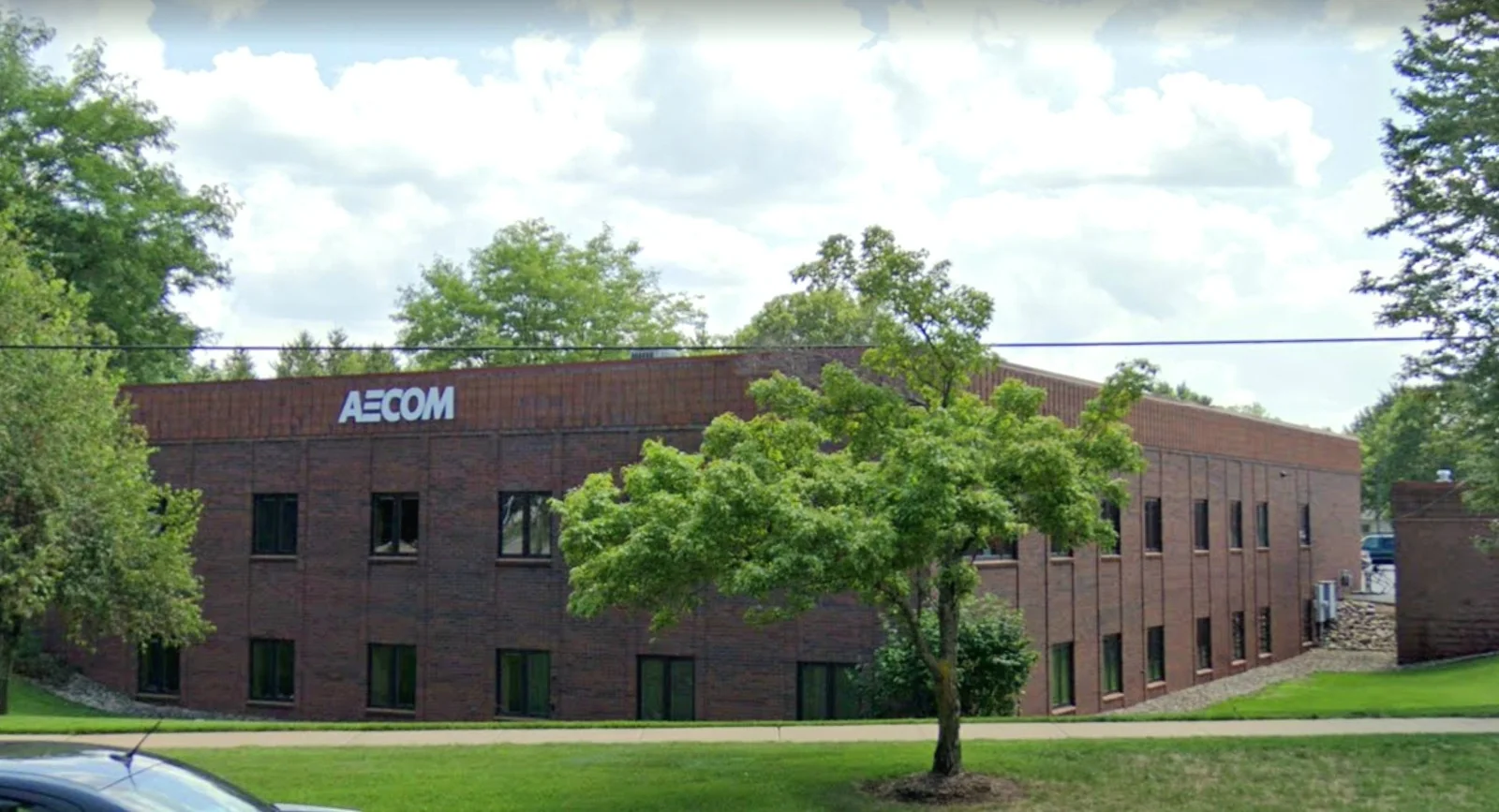 Prof Office / Medical Space — Lease in Stevens Point, WI, photo 1 of 2