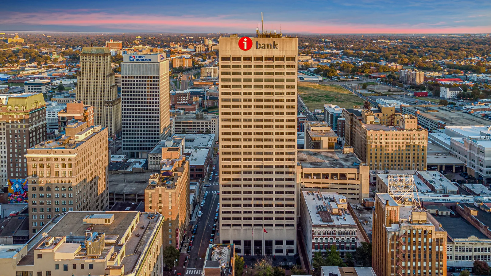 One Commerce Square Sublease — Lease in Memphis, TN, photo 1 of 4