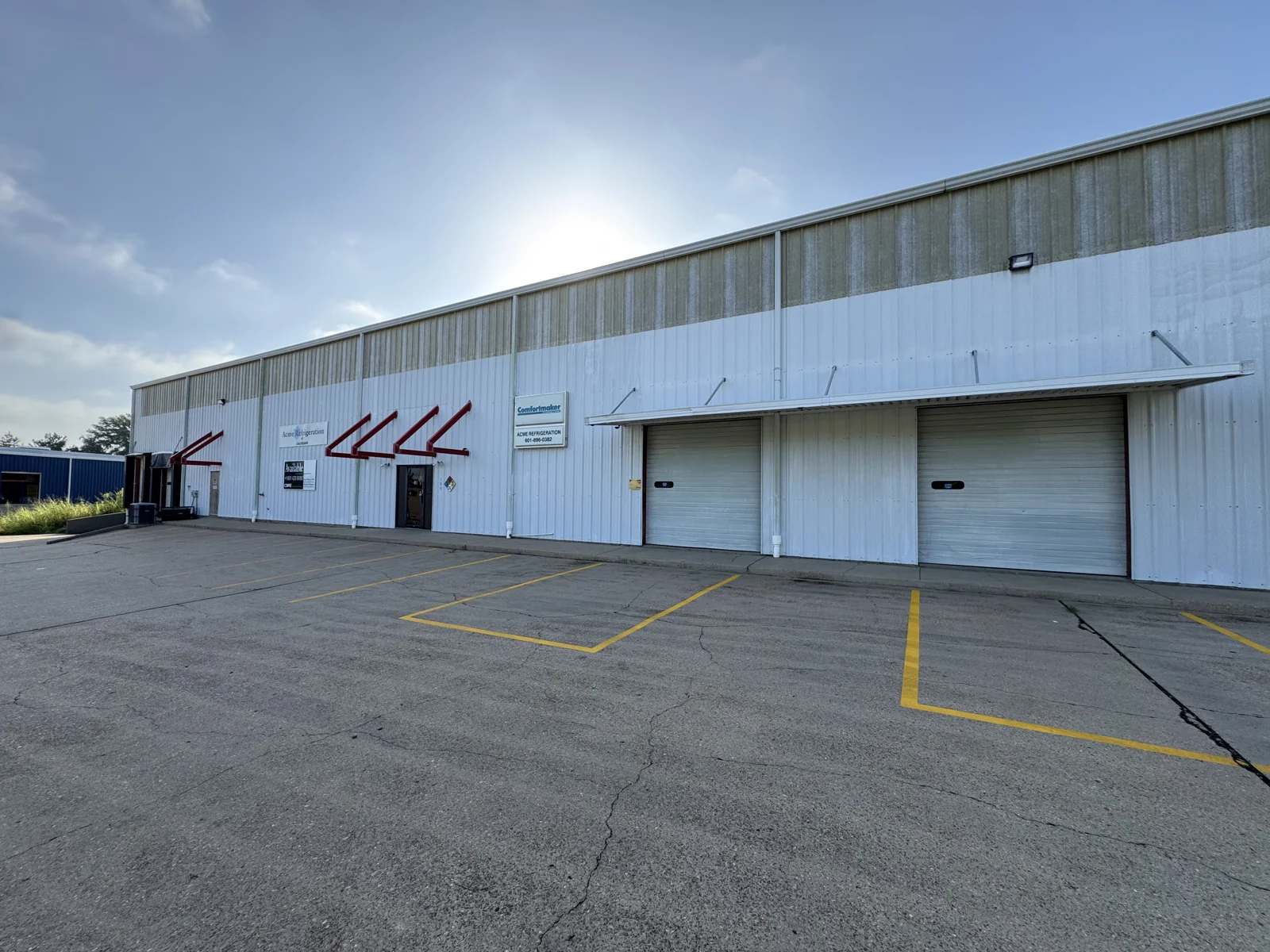 160 Industrial Drive — Lease in Jackson, MS, photo 1 of 8