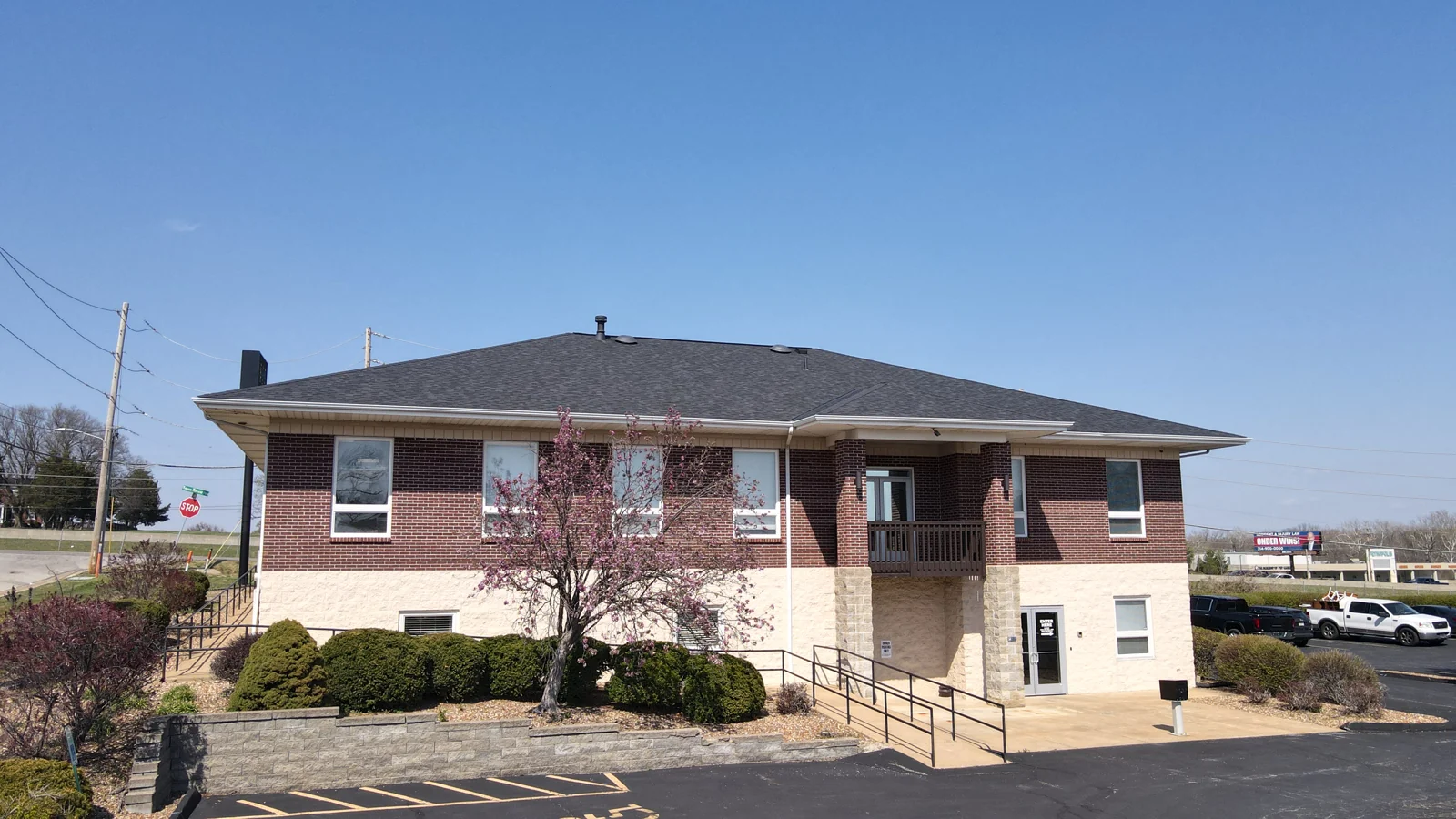 Office in Saint Charles, MO — Lease in Saint Charles, MO, photo 2 of 8