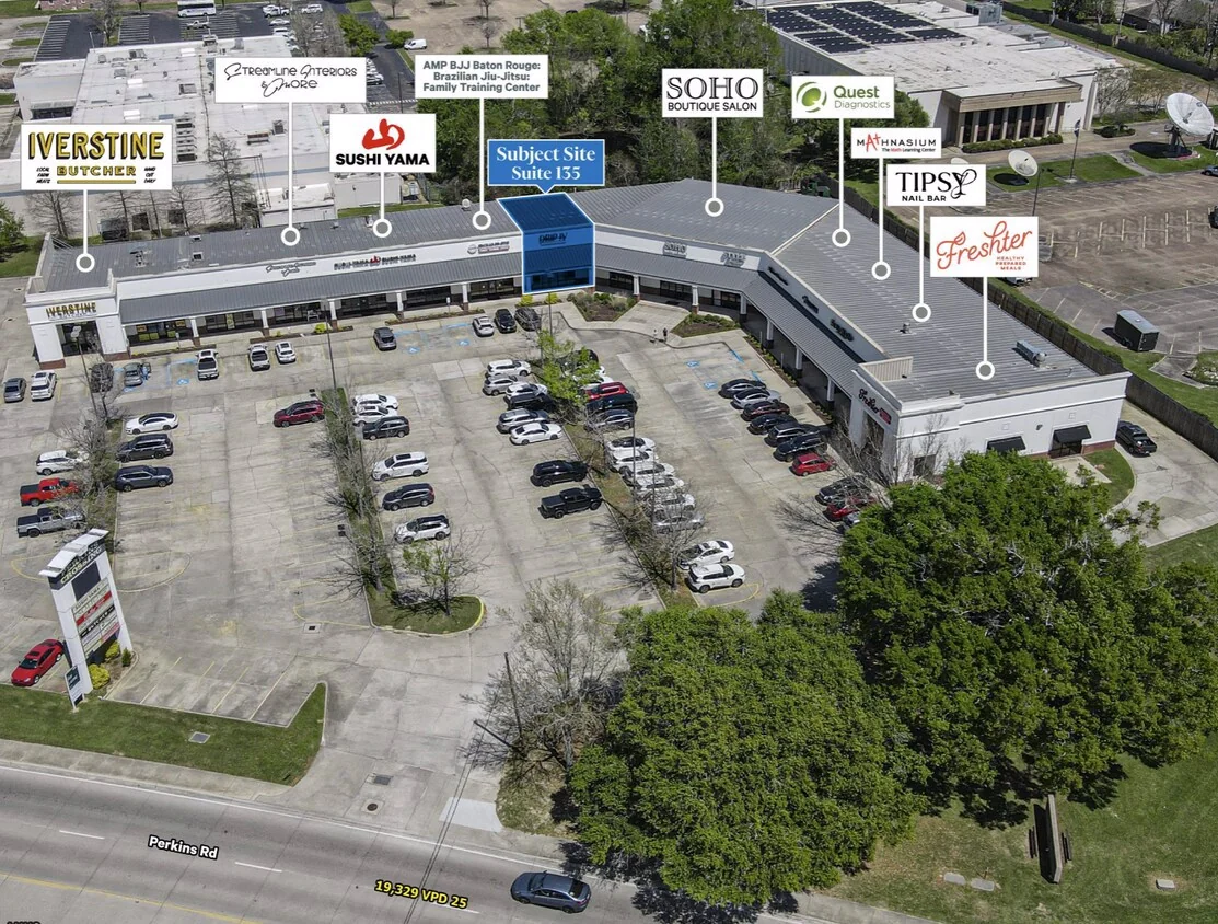 Retail for Lease - Perkins Crossing Shopping Center — Lease in Baton Rouge, LA, photo 3 of 8